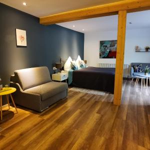 Triple Room with Balcony