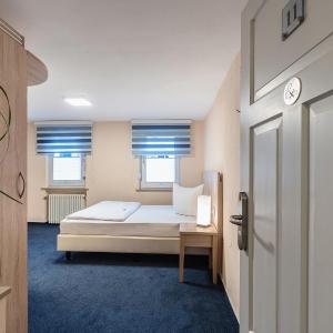 Economy Single Room