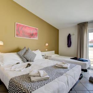 Triple Room with Balcony