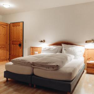 Double Room North