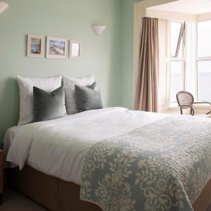 Superior Double or Twin Room with Sea View
