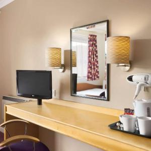 Double Room with Single Bed and Sofa Bed