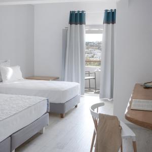 Soulful Triple Partial Sea View