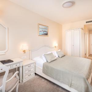 Single Room - Free Parking