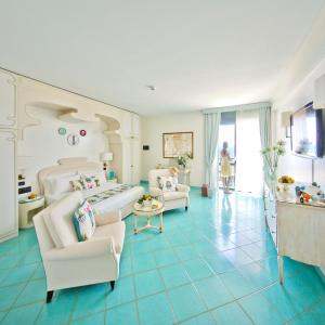 Deluxe Double Room with Sea View