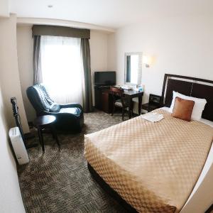 Single Room with Massage Chair - Non-Smoking