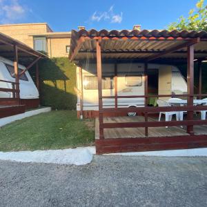 Caravan (2 Adults + 1 Child)