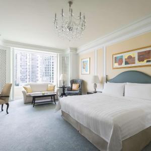 Valley Wing Deluxe King, Lounge Access