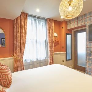 Double Room - Boutique Cozy