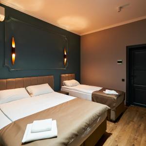 Economy Triple Room