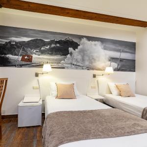 Interior twin room