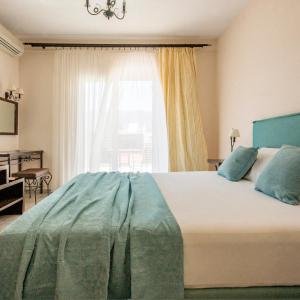 One-Bedroom Apartment - Split Level