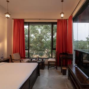 Luxury King room with Private Pocket Terrace