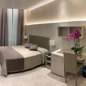 Deluxe Double or Twin Room with Sea View