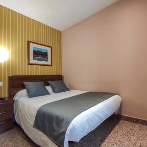 Small Single Room