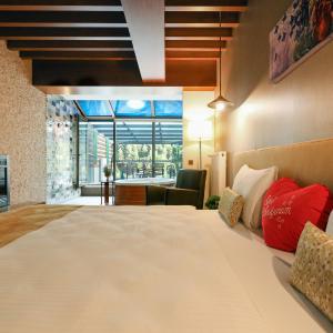 Suite with Spa Bath