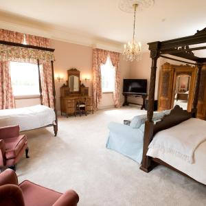 Large Double Room