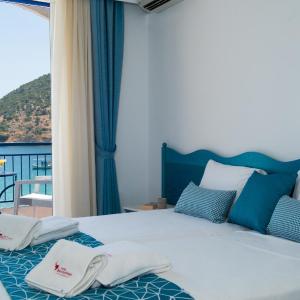 Twin Room with Sea View