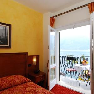 Double or Twin Room with Balcony