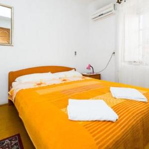 Double Room with Private External Bathroom
