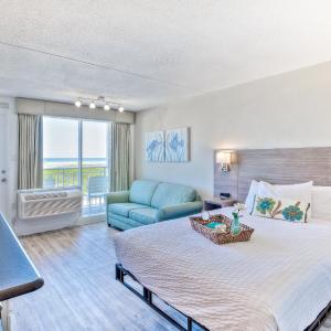 Queen Room with Sea View