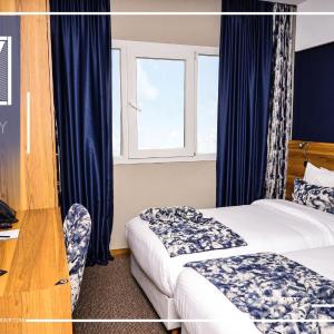 Twin Room with Bathroom