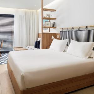 Classic Room (2 adults)