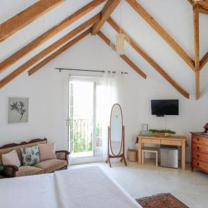Deluxe Double Room with Mountain View
