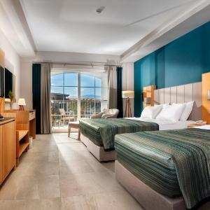 Superior Double or Twin Room with Sea View
