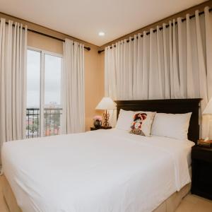 Two-Bedroom Premier
