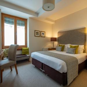 One-Bedroom Apartment - High Street