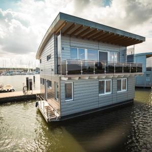Three-Bedroom House 11