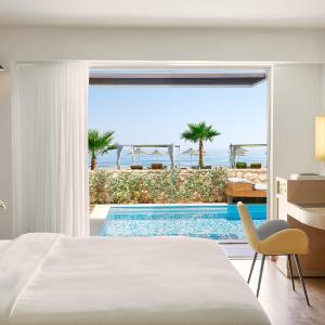 Imperial Suite Private Pool Waterfront