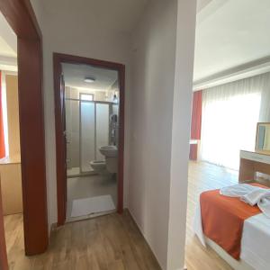 Quadruple Room with Sea View