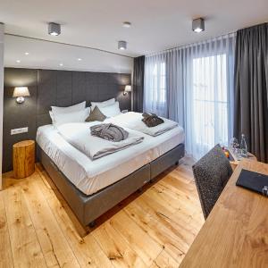 Deluxe  Double Room with Air Conditioning