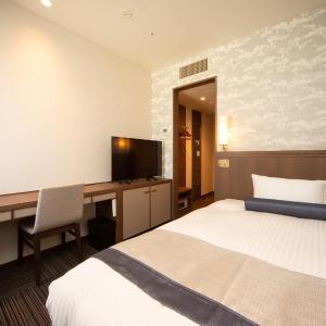 Semi Double Room