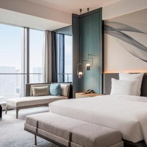 Executive King Suite with City View