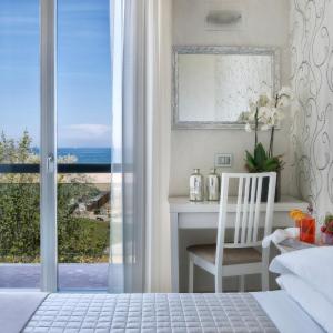Superior Double Room with Sea View