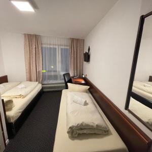 Triple Room with Bathroom