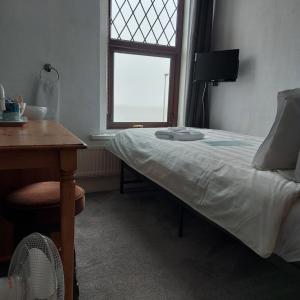 Standard Single Room with Sea View