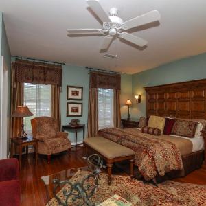Double Room with Balcony (3 Adults)