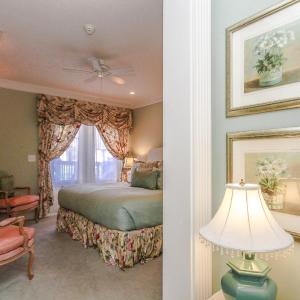 King Room with Balcony