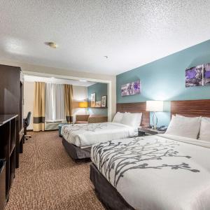 Double Room with Two Double Beds - Accessible/Non Smoking