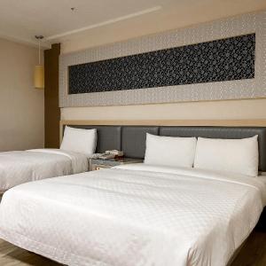 Triple Room - No Window