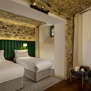 Twin Room with Private Bathroom