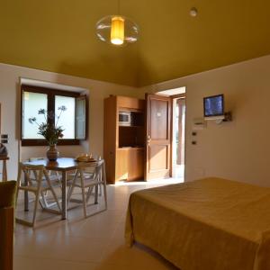 Family Room with Kitchenette - Annex