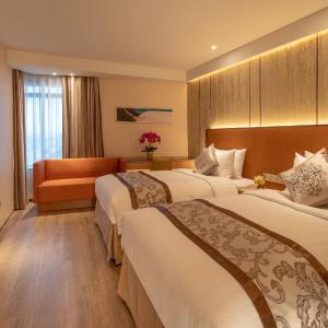 Twin Room with Harbor View