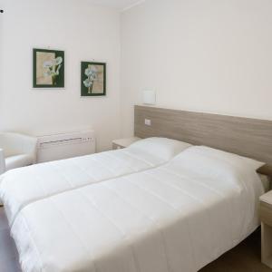 Double or Twin Room with City View