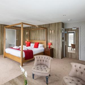  Suite with Hot Tub