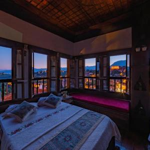 Superior Twin Room with City View